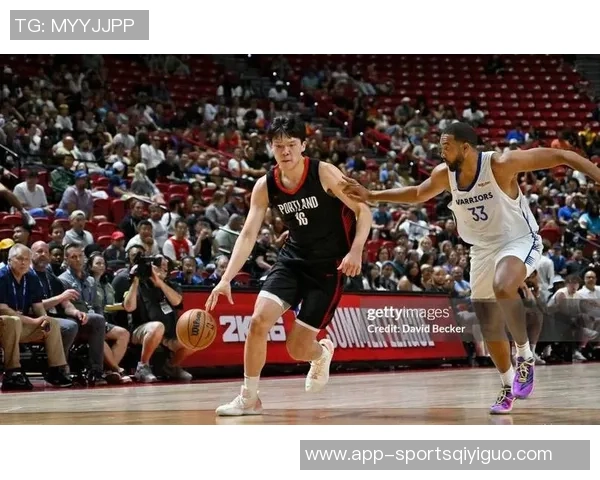 开拓者媒体人杨瀚森强调合理进攻策略避免三分盲投与失误