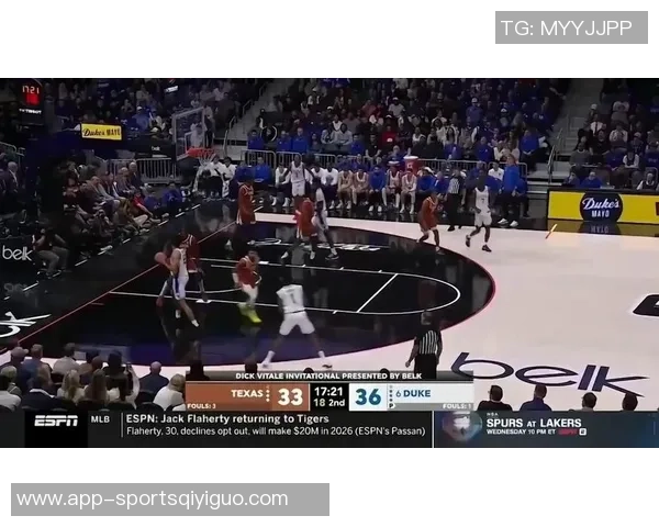 老K教练盛赞卡梅隆布泽尔聪明才智抢板传球能力超越同龄人